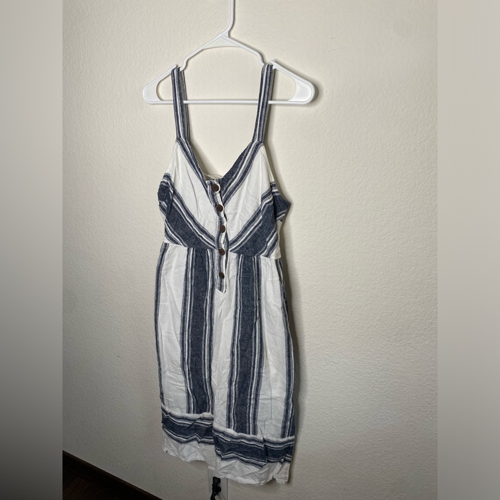 Linen midi dress - Picture 2 of 12